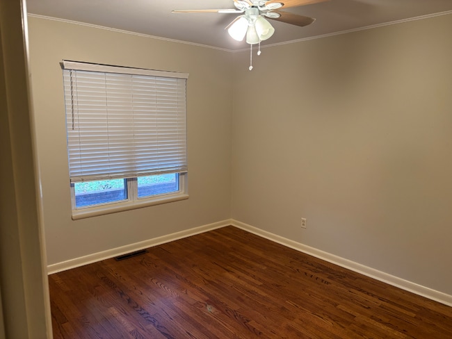 Photo - 2025 Mattern Dr