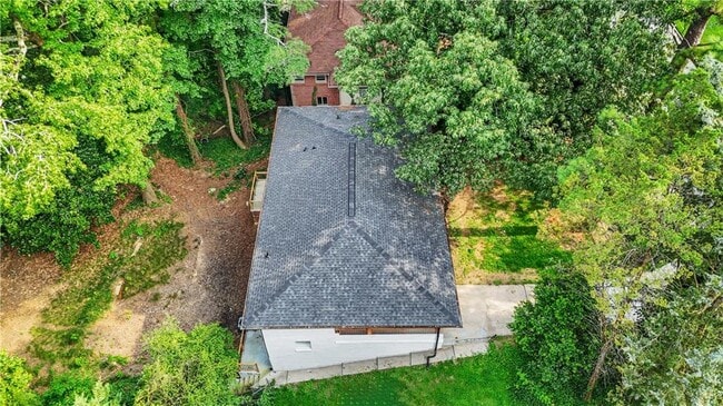 Photo - 2430 Hanford Dr SW