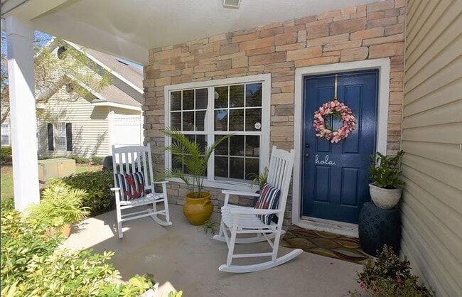 Photo - 2011 Winterset Dr