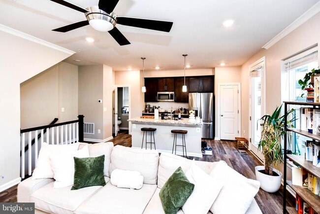 Photo - 5692 Stephanie Tessa Way