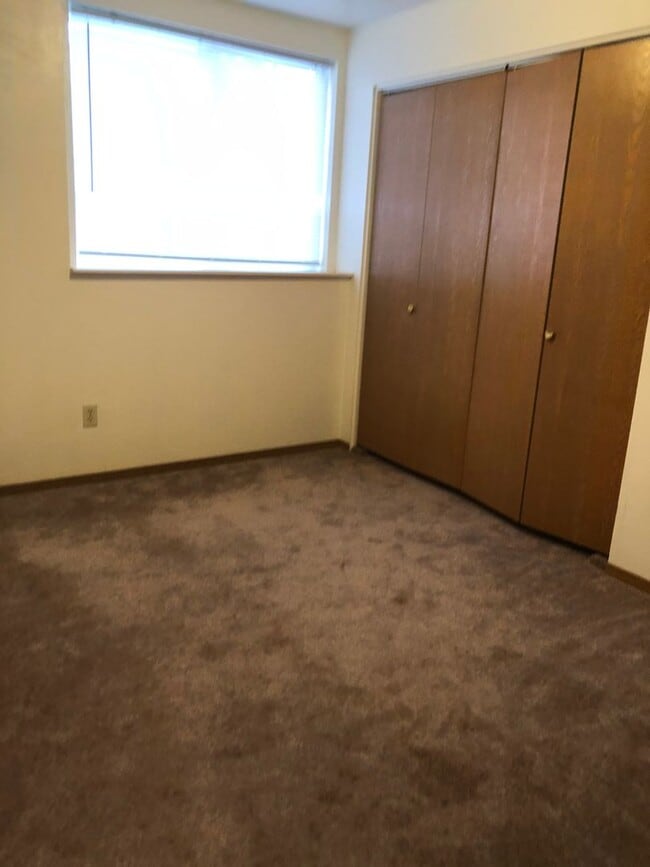 Photo - 1557 NW Turner Dr Unit D
