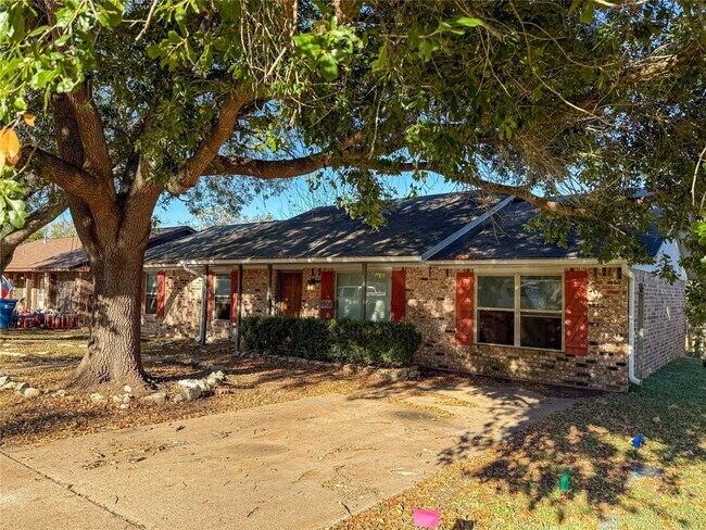 Photo - 1501 Stacey St