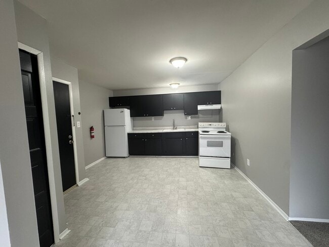 Photo - 413 St John St