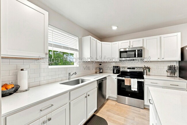 10127 Pennridge Dr