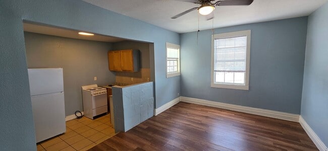 Photo - 1408 The Strand Unidad Apt D