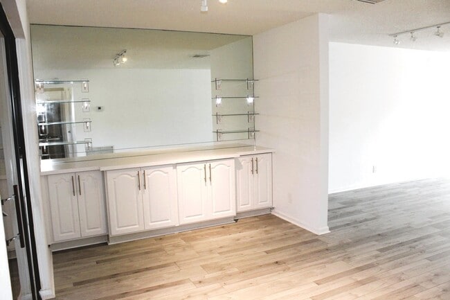 Photo - 9910 Orchid Tree Trail