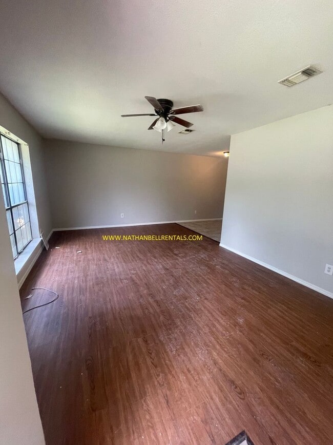 Photo - 2570 Culbertson St