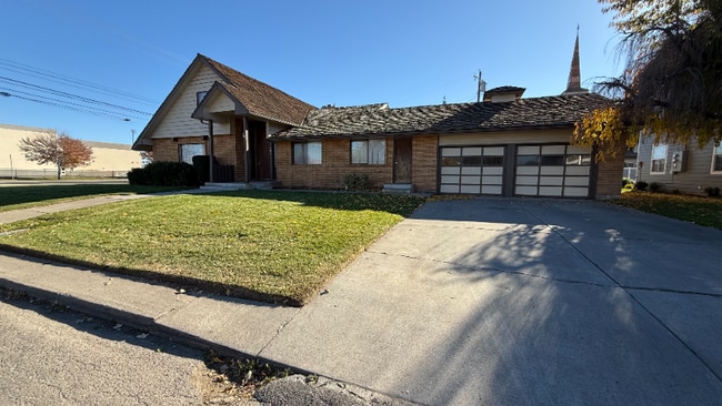 Photo - 565 Franklin Ct