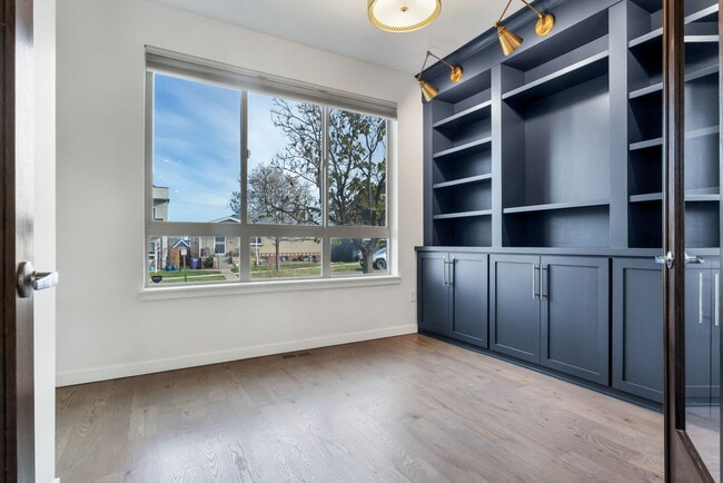 Photo - 3633 Pecos St