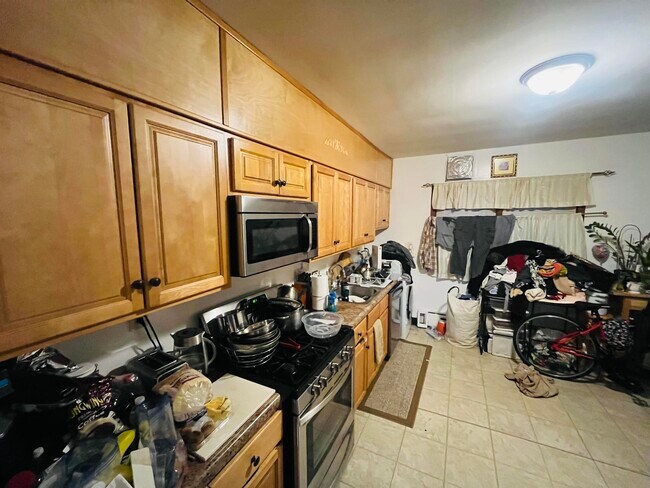 70 Manhattan Ave Unit 1