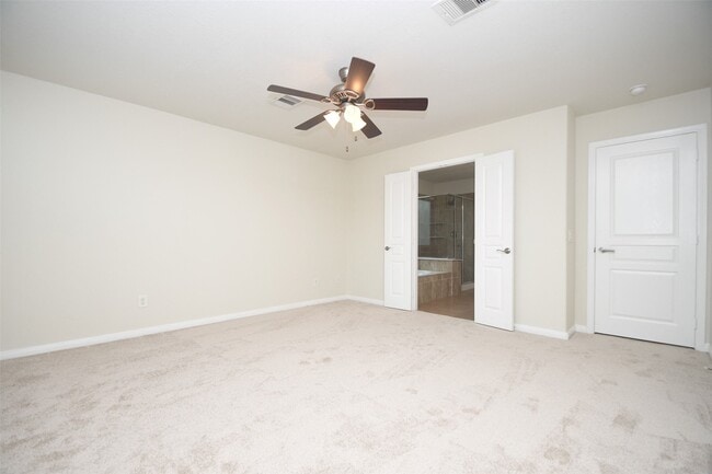 Photo - 16614 Spirit Lake Ct