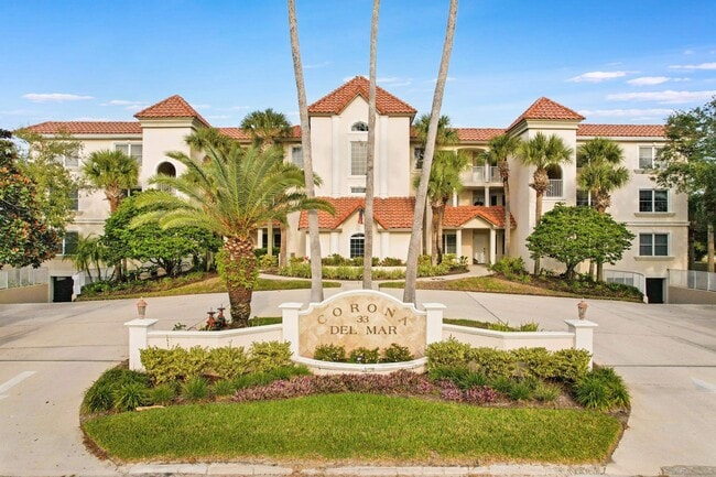 Photo - 33 Comares Ave Unidad 203