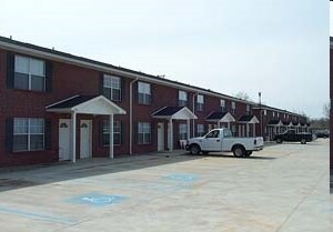 Welch Estate Apartments - Welch Estate Apartments