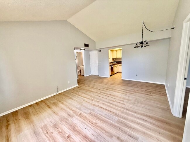 Photo - 1673 SE Green Acres Cir Unit NN204