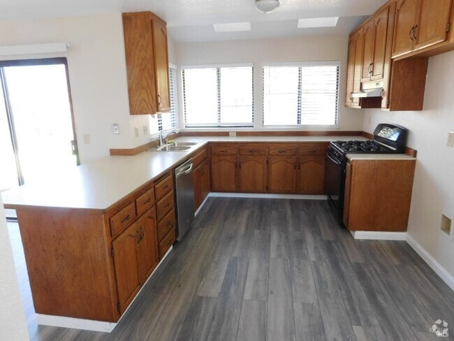 Building Photo - 101 Constitution Ave Rental