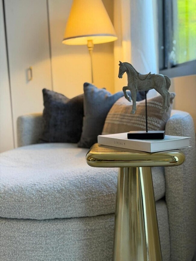 Photo - 400 NW 45th St Unit ID1344554P