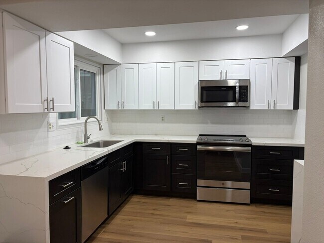 Photo - 20018 N Lakeforest Dr
