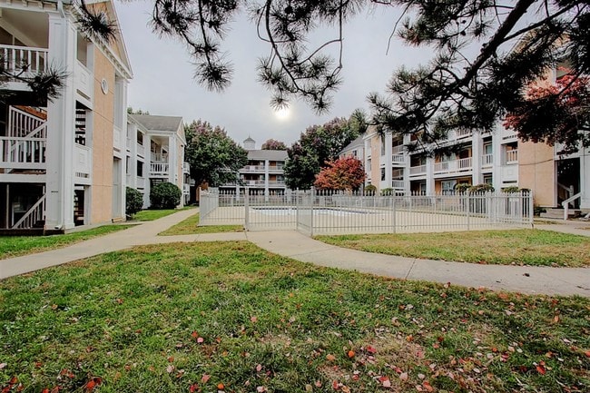 Photo - Jefferson Place East