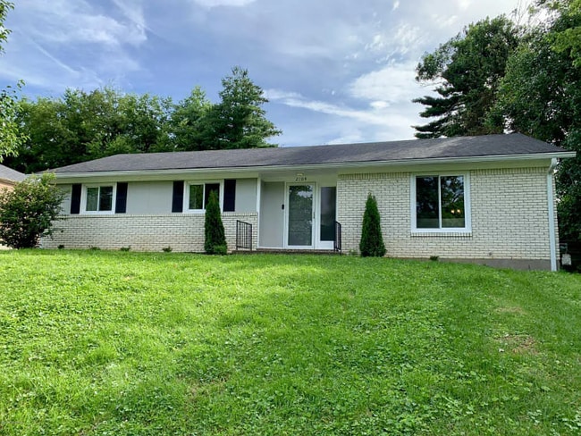 Building Photo - 2104 Terriwood Ct