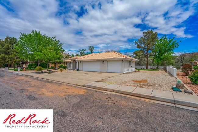 Building Photo - 3 Bedroom Home With 2 Car Garage In St. George