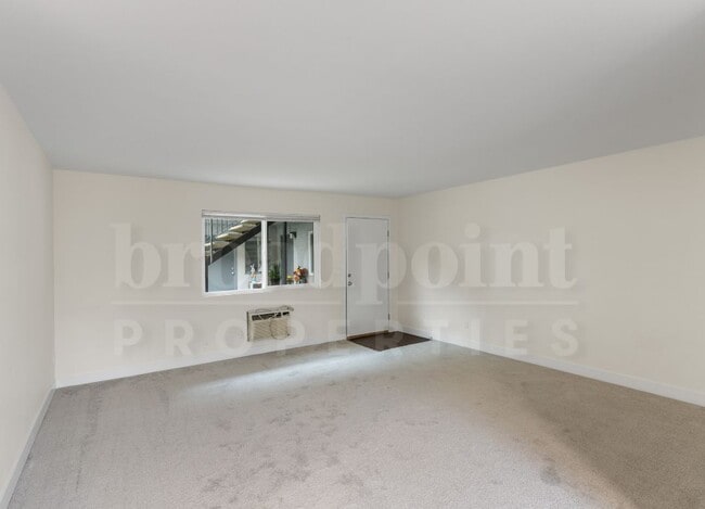 339 W 15th Ave Apts