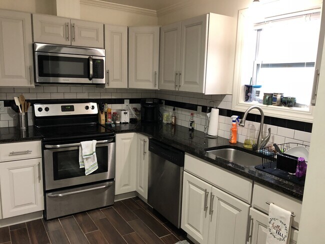 Photo - 105 Wiedmaier Ct Unidad Apt B