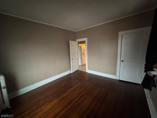 Photo - 742 Pennington St