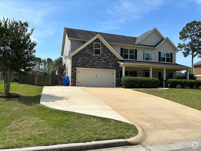 Building Photo - Beautiful Home Midland