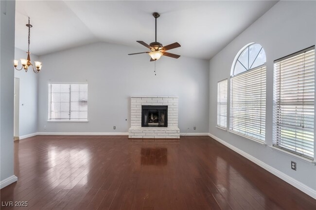 Photo - 5761 Cloverleaf Cir
