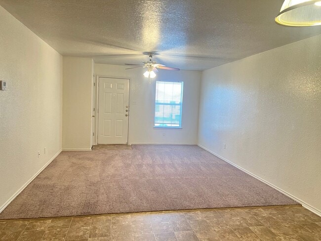 Photo - 2806 Alma Dr Unidad A