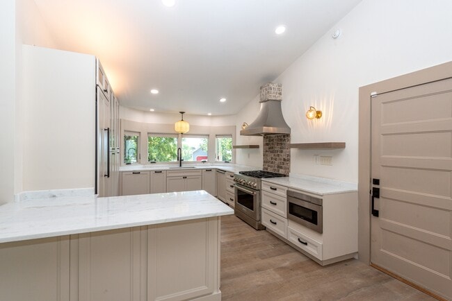 Photo - 626 Copperfield Dr