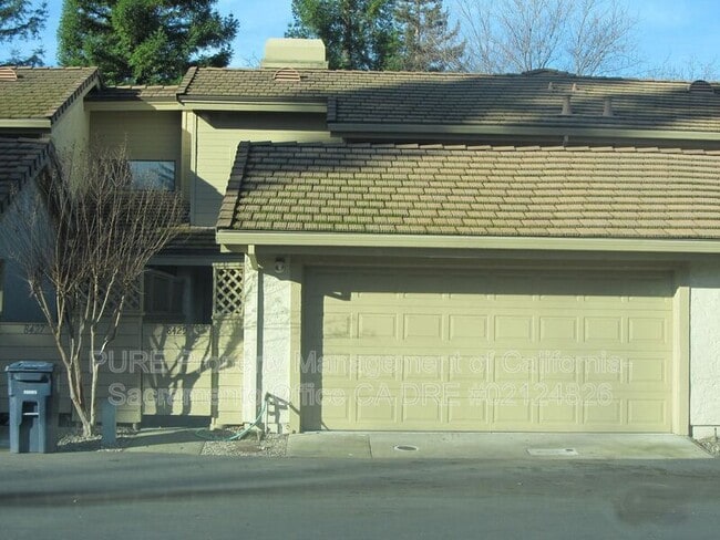 Photo - 8429 Creekridge Cir