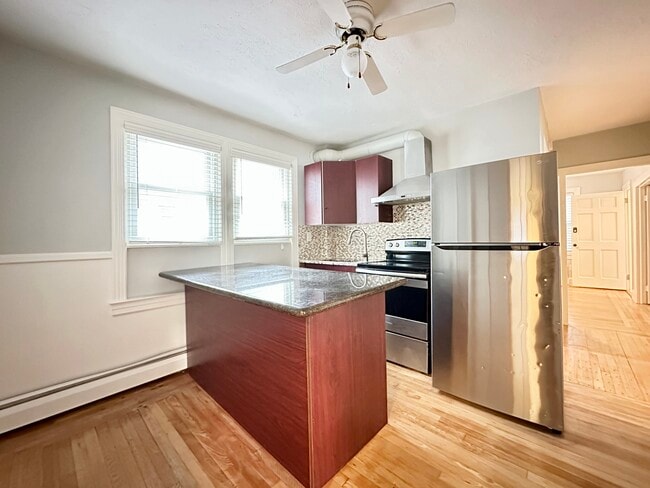 Photo - 419 Maple Ave Unidad 1