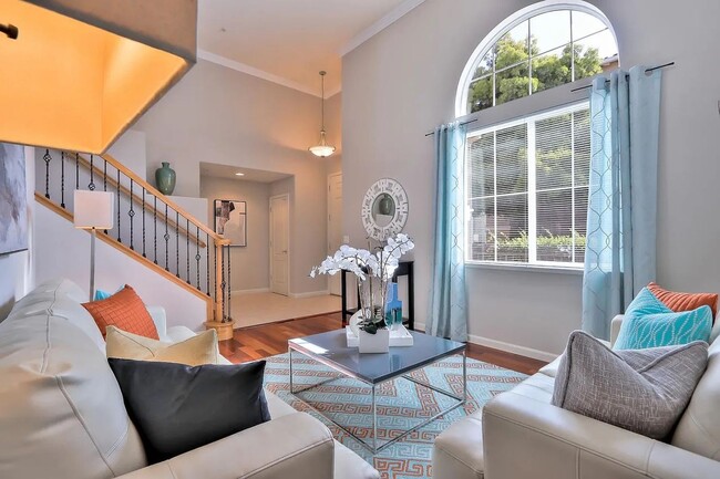 Photo - Beautiful Well Maintained 3 Bedroom 2.5 Bath Santa Clara Townhome