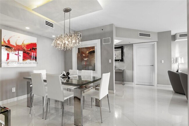 Photo - 7000 Island Blvd Unidad 2108