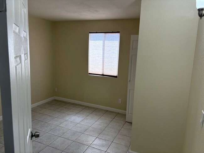 Photo - 7728 E McKinley St