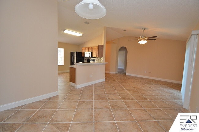 Photo - 5 Richfield Ln