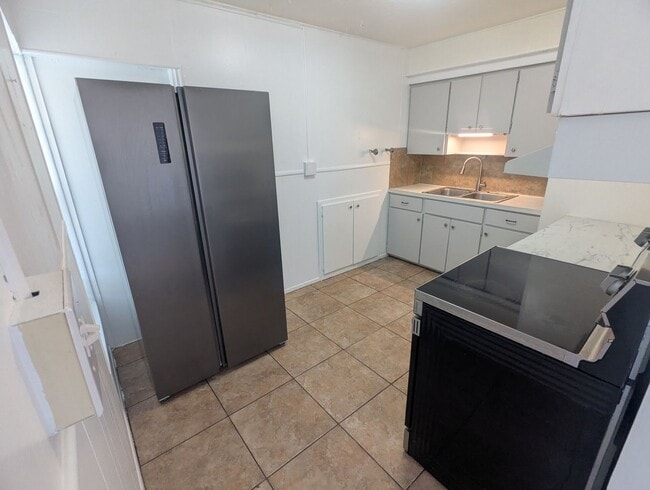 Photo - Charming and Spacious 3-Bedroom Home for Rent, furbabies are Welcome!