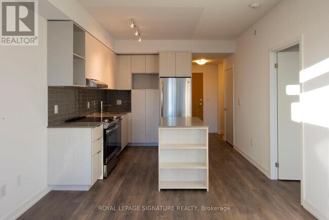 Photo - 2520 Eglinton Ave W Unit 1502