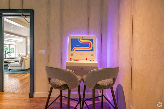 597 Westport - Game Room