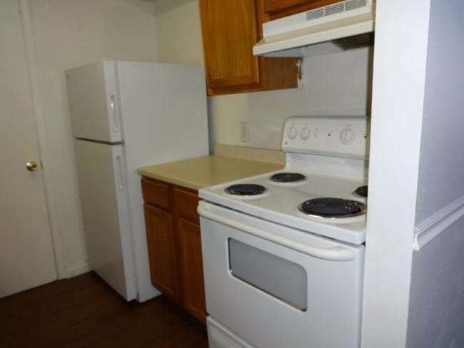 Photo - Emerson Gardens