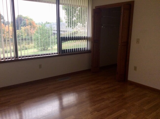 Photo - Hulsing Unit A