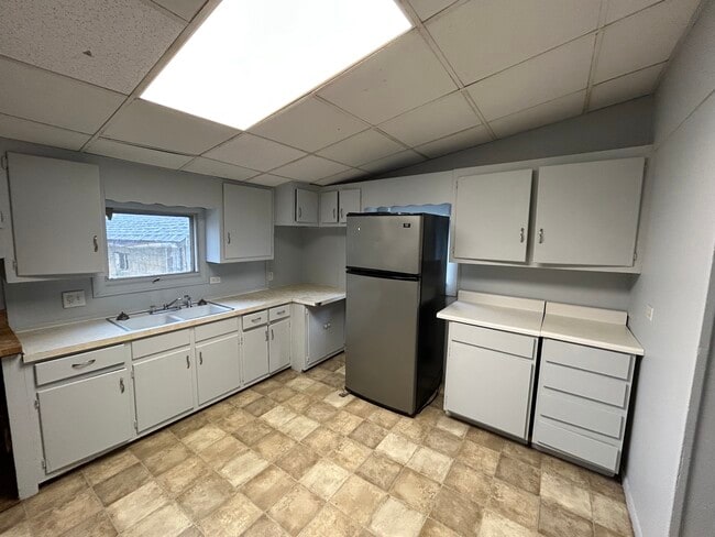 Photo - 12 S Virginia Ave