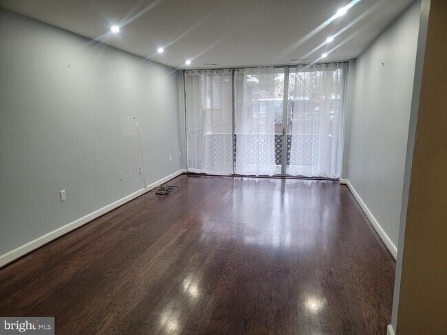 Photo - 3940 Bel Pre Rd Unit 6