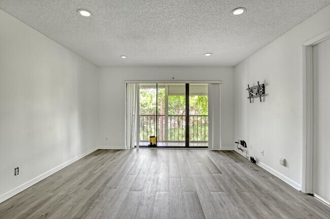 Photo - 3618 Alder Dr