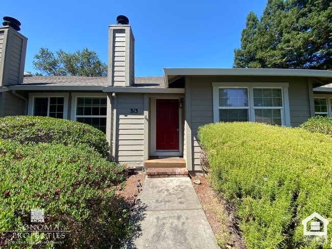 Building Photo - Furnished 2bd/2ba Condo!