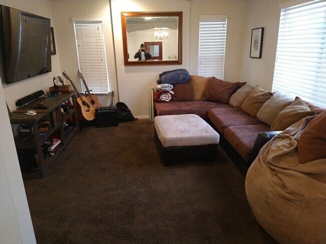 Photo - 1145 S 1420 E