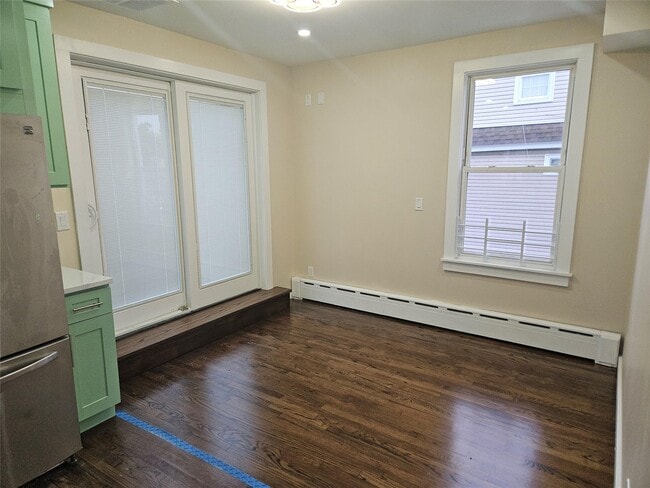 Photo - 94 Briggs Ave