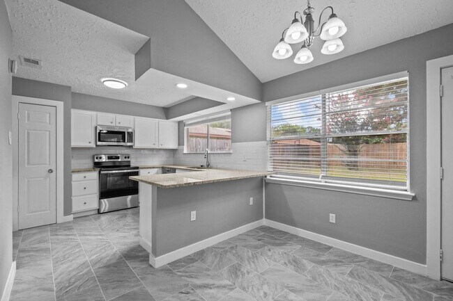 Photo - 8122 Swan Meadow Ln