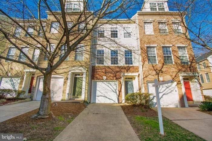 Photo - 5427 Chieftain Cir (Alexandria, VA)